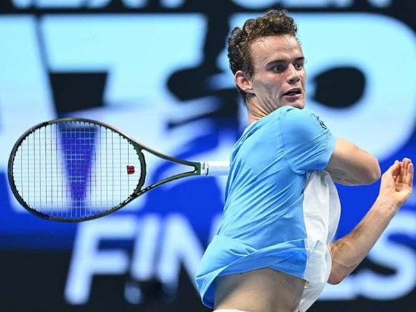 Luca Van Assche Awali Ajang Di Jeddah Dengan Kemenangan Atas Abdullah Shelbayh