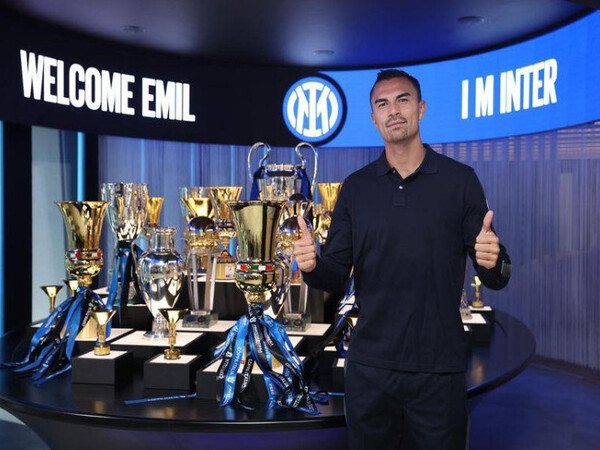 Emil Audero akan menjalani debutnya bagi Inter Milan Kamis dini hari (30/11), saat Nerazzurri bertanding melawan Benfica di ajang Liga Champions / via FC Inter Official