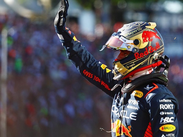 Helmut Marko prediksi Max Verstappen masih bisa lebih gila lagi di masa depan.