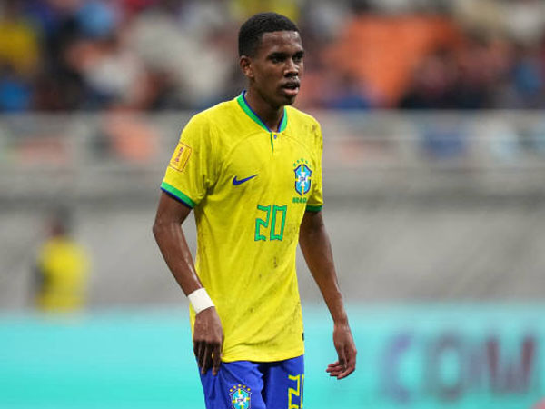 Manchester United Ramaikan Perburuan Pemain Muda Brasil, Estevao Willian