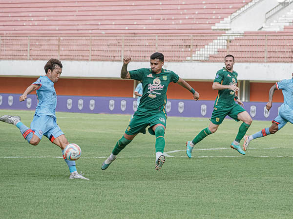 Pemain asing Persebaya Surabaya, Yan Victor