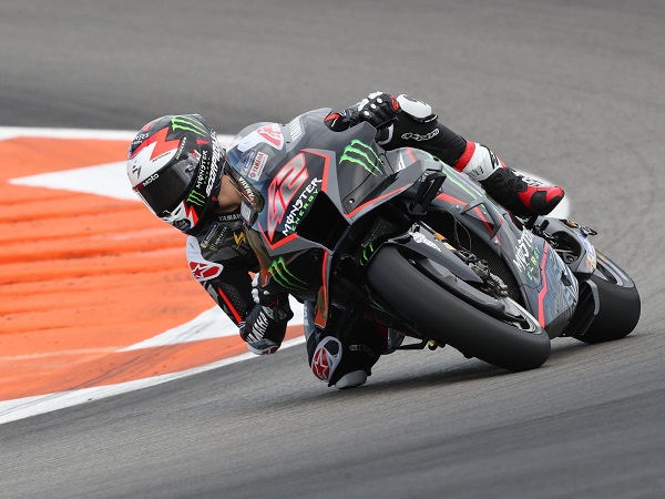 Alex Rins nilai motor Yamaha dan Suzuki berbeda jauh.