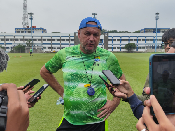 Bojan Hodak tidak cemaskan kondisi Stefano Beltrame meski lama menganggur