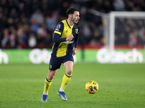 Bournemouth Resmi Perpanjang Kontrak Adam Smith Hingga 2025