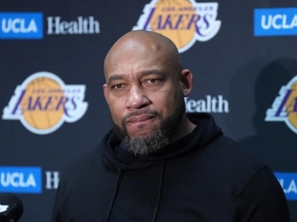 Darvin Ham Beberkan Alasan Tidak Buru-buru Mainkan Pemain yang Cedera