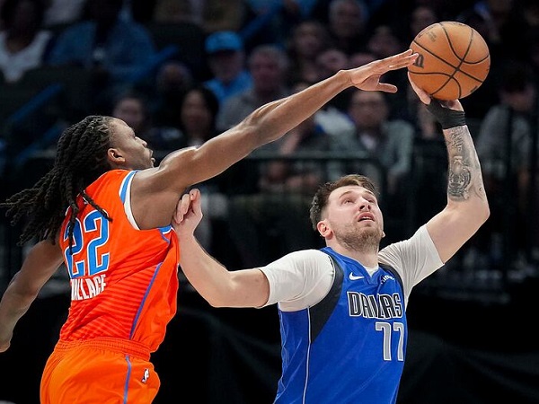 Luka Doncic kecewa Mavericks tumbang di tangan Thunder.