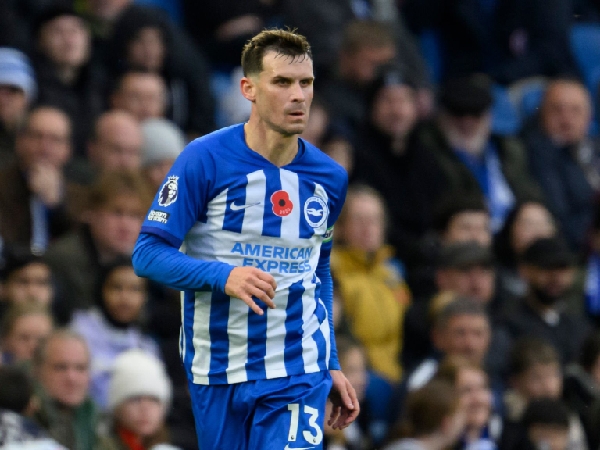 Gelandang Brighton, Pascal Gross