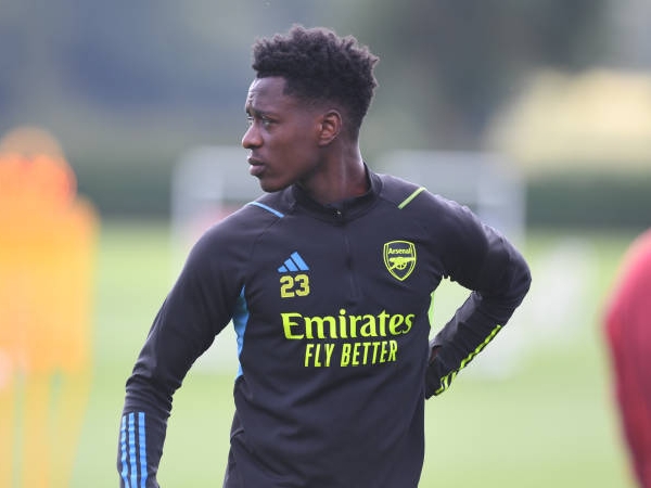 Arsenal sedang meminjamkan Albert Sambi Lokonga ke Luton Town