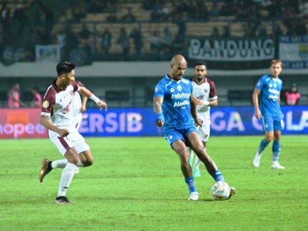 Bojan Hodak sebut Persib petik pelajaran saat jumpa tim dengan taktik parkir bus