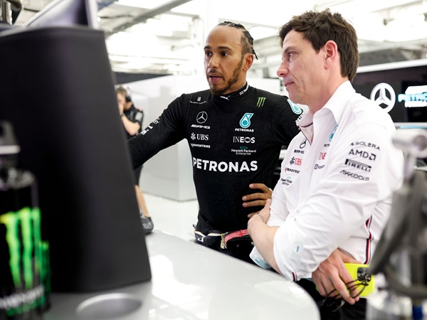 Mercedes, Lewis Hamilton, Toto Wolff