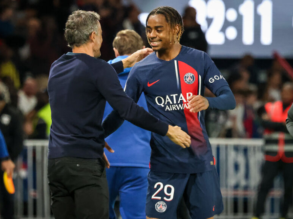 Bradley Barcola dan Luis Enrique