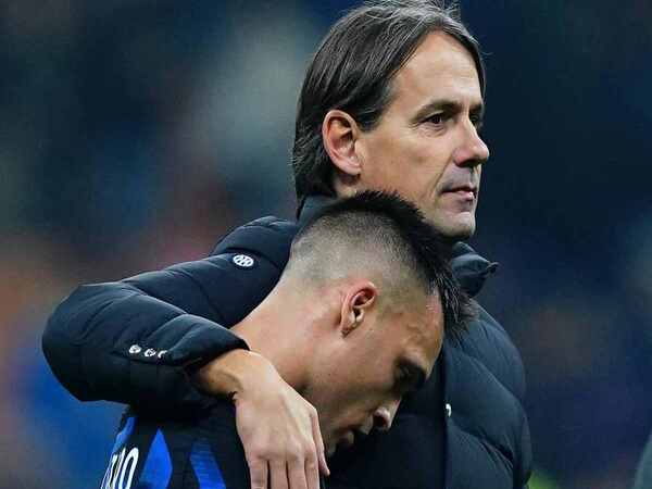 Lautaro Martinez menyebut Inter Milan begitu perkasa musim ini berkat strategi yang diterapkan pelatih Simone Inzaghi / via Getty Images