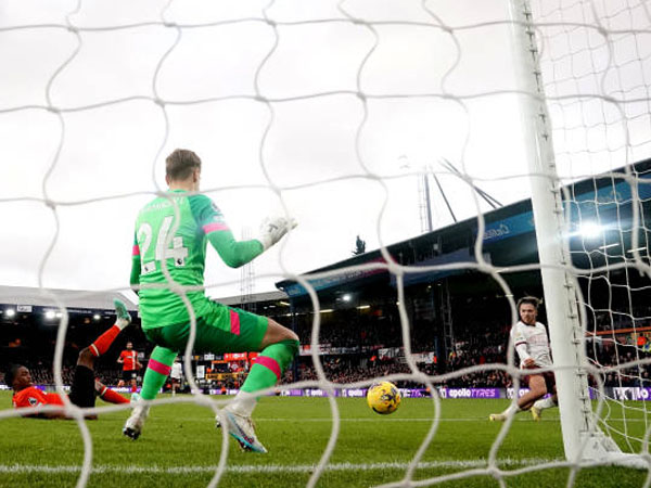 Hasil Pertandingan Premier League: Luton Town 1-2 Manchester City