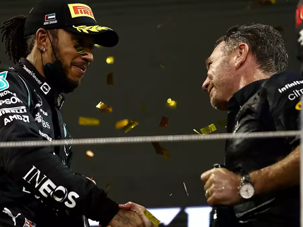Red Bull, Christian Horner, Lewis Hamilton