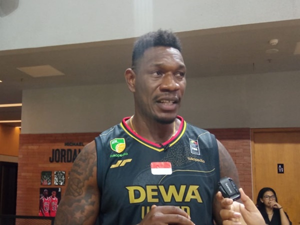 Lester Prosper Kembali ke IBL dengan Perkuat Dewa United