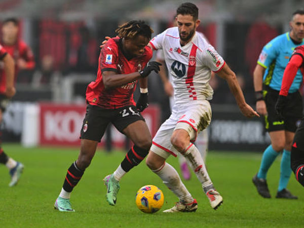 Hasil Pertandingan Serie A Italia: AC Milan 3-0 Monza