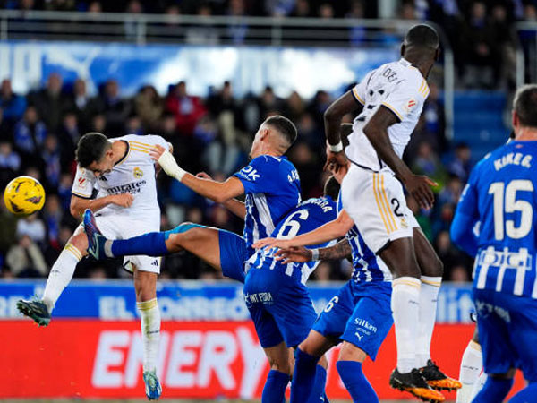 Hasil Pertandingan La Liga Spanyol: Alaves 0-1 Real Madrid