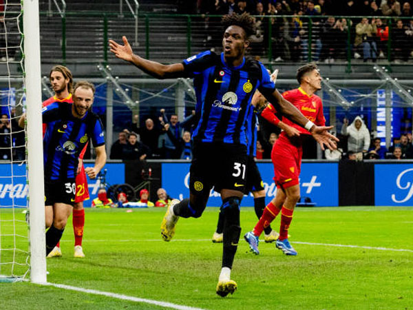 Hasil Pertandingan Serie A Italia: Inter Milan 2-0 Lecce