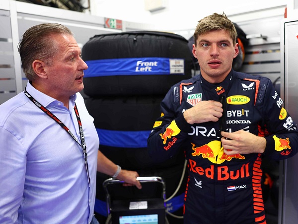 Prestasi Max Verstappen di usia muda buat Jos Verstappen salut.