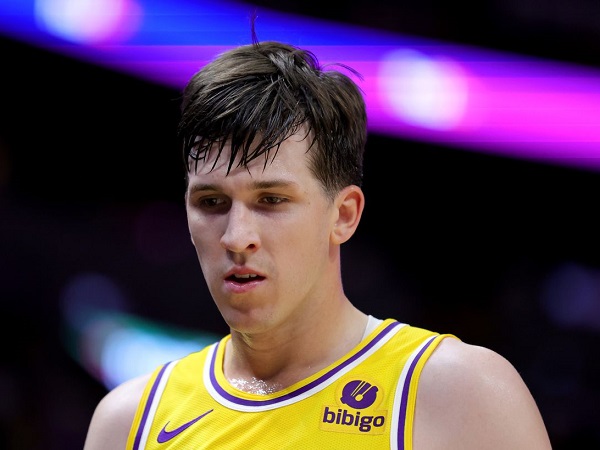 Austin Reaves frustasi dengan performa Lakers yang terus menurun.