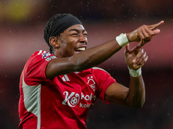 Izinkan Anthony Elanga Tinggalkan MU, Erik ten Hag Jadi Sasaran Kritik