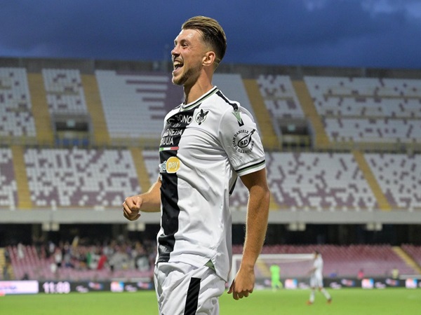 Gelandang incaran Lazio