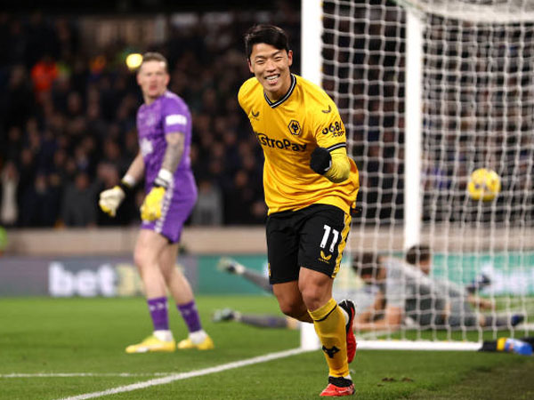 Liverpool Pantau Penampilan Hwang Hee-chan Bersama Wolves