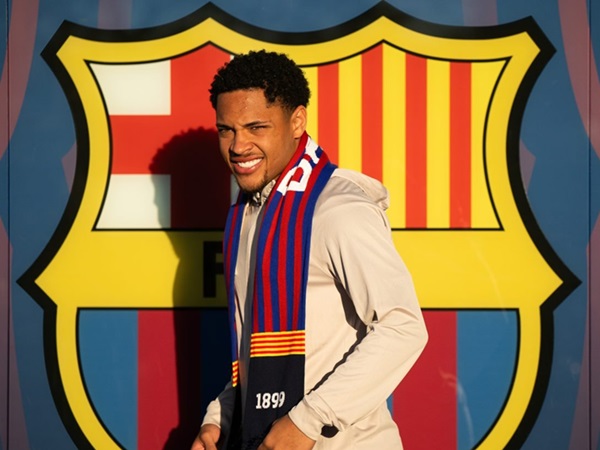 Barcelona Mengonfirmasi Vitor Roque Pakai Nomor Punggung 19