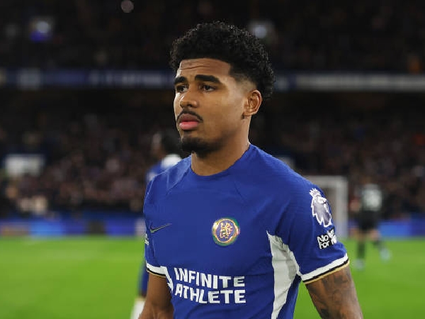 Borussia Dortmund sempat berusaha mendatangkan pemain muda Chelsea, Ian Maatsen