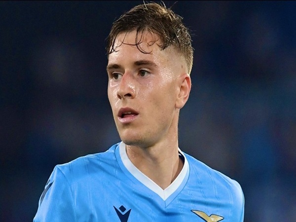 Gelandang terpinggirkan Lazio