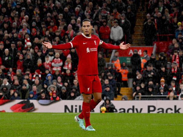 Virgil van Dijk Enggan Bicara Perburuan Gelar Premier League