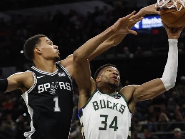 Antetokounmpo Mengaku Kagum dengan Tingginya Wembanyama