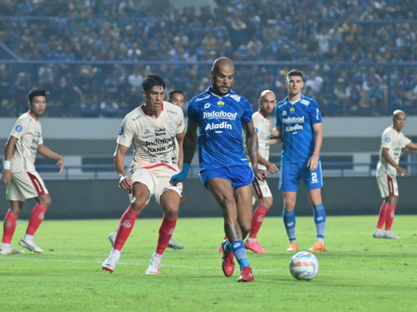 Penempatan posisi jadi perhatian Persib ketika kembali berlatih