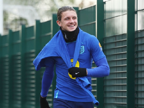 Chelsea dikabarkan bersedia menjual Conor Gallagher ke Tottenham