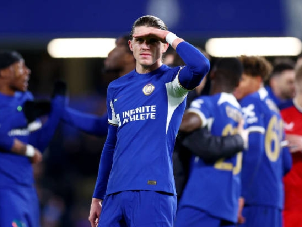 Gelandang Chelsea, Conor Gallagher, dikaitkan dengan peralihan ke Tottenham