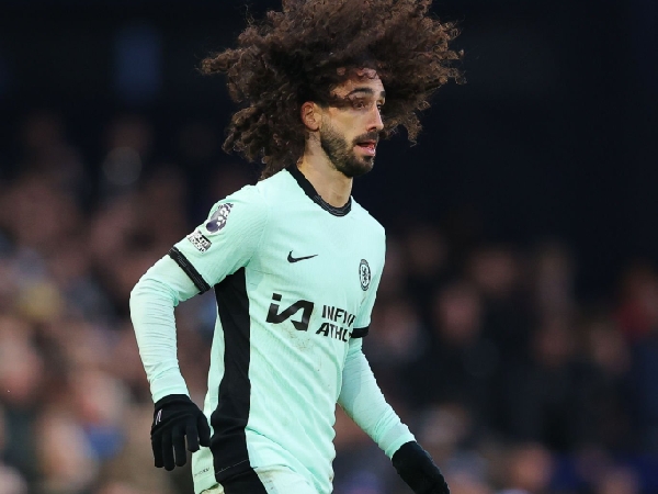 Bek kiri Chelsea, Marc Cucurella