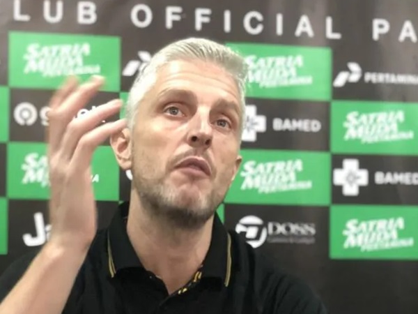 Manuel Pena Senang Satria Muda Dapat Kalahkan Borneo Hornbills. (Foto: Antara)