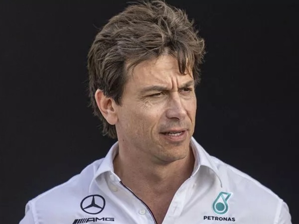 Toto Wolff Bernafsu untuk Mengalahkan Red Bull
