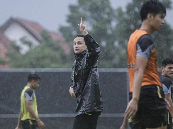 Pelatih Persebaya Surabaya, Paul Munster