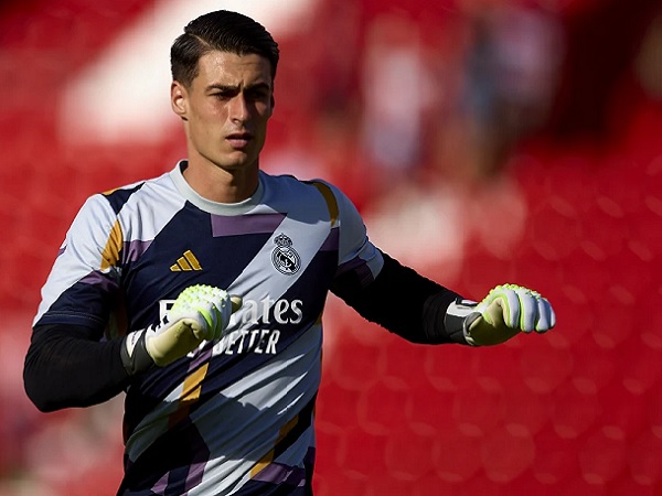 Real Madrid Bakal Mencari Kiper Baru Musim Depan