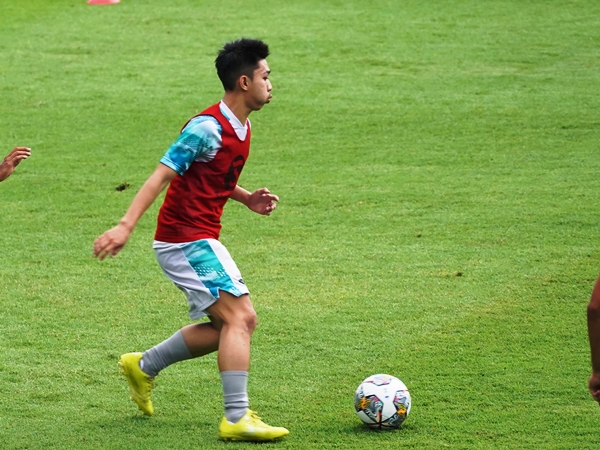 Muhammad Adzikry ketika berlatih bersama Persib