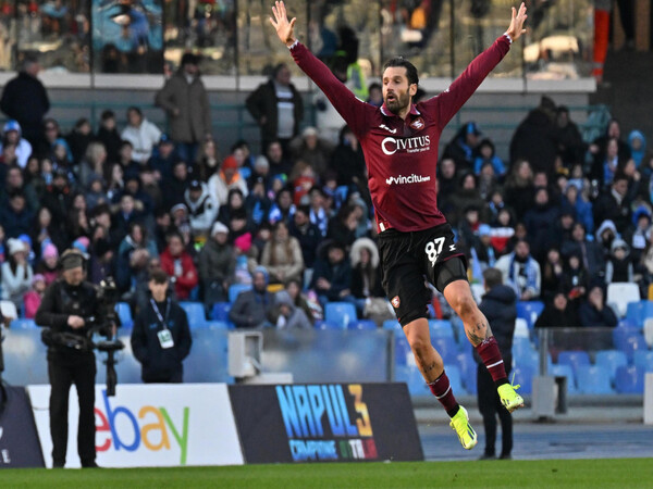 Lazio dilaporkan tertarik untuk memulangkan mantan winger mereka yaitu Antonio Candreva pada bursa transfer Januari kali ini / via Getty Images