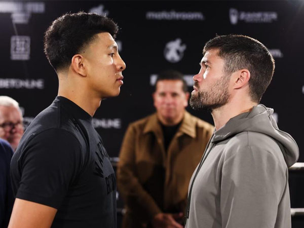 John Ryder (kanan) dan Jaime Munguia. (Foto: Golden Boy Promotions)