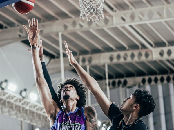 Amartha Hangtuah Hancurkan Pacific Caesar di GOR UNJ