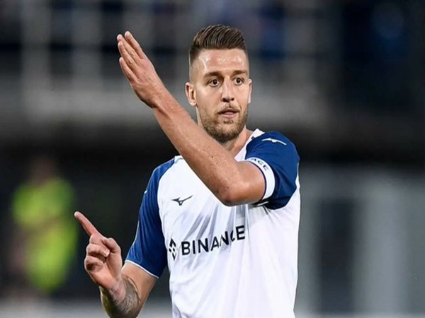 Eks gelandang Lazio