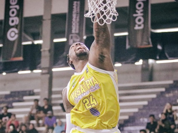 Kesatria Bengawan Solo Berkan Kekalahan Pertama untuk Rajawali