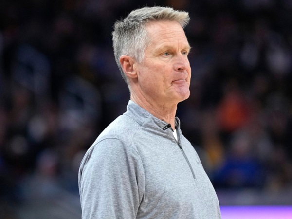 Steve Kerr Bakal Bakal Rombak Formasi Golden State Warriors