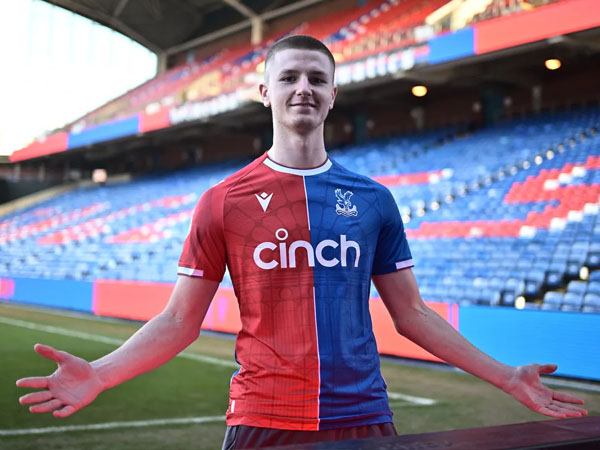 Crystal Palace Resmi Datangkan Adam Wharton Dari Blackburn Rovers