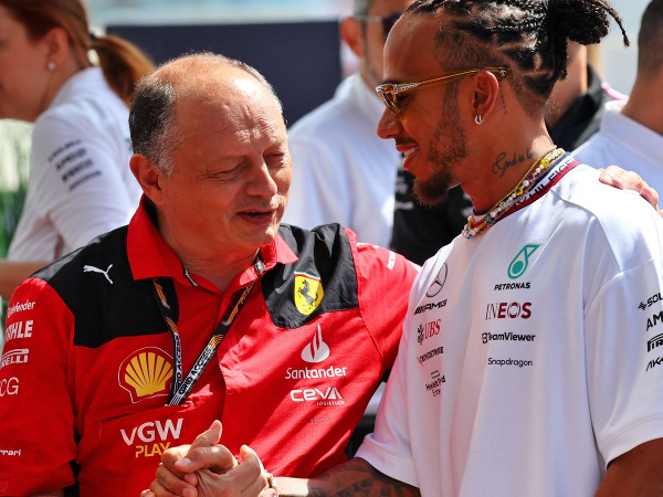 Lewis Hamilton dan Fred Vasseur