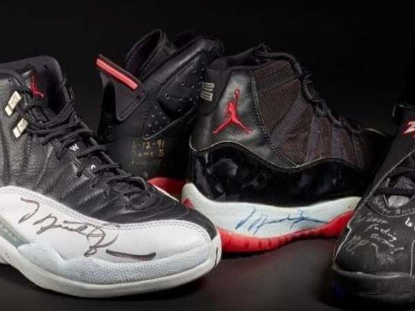 Michael Jordan: Sepatu Ketsnya Terjual dengan Rekor USD8 Juta